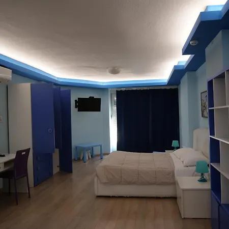 Color Apartment *
